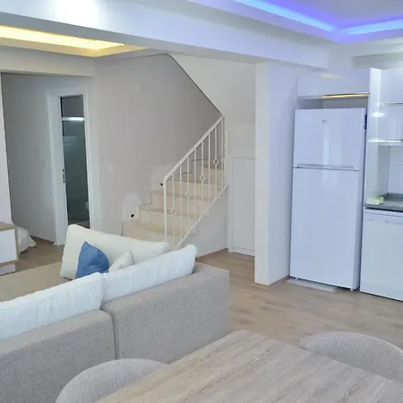 וילה New Age Lilya Hisar *